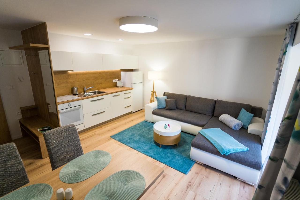 Apartmany Ema A Peter เทรโควา ภายนอก รูปภาพ