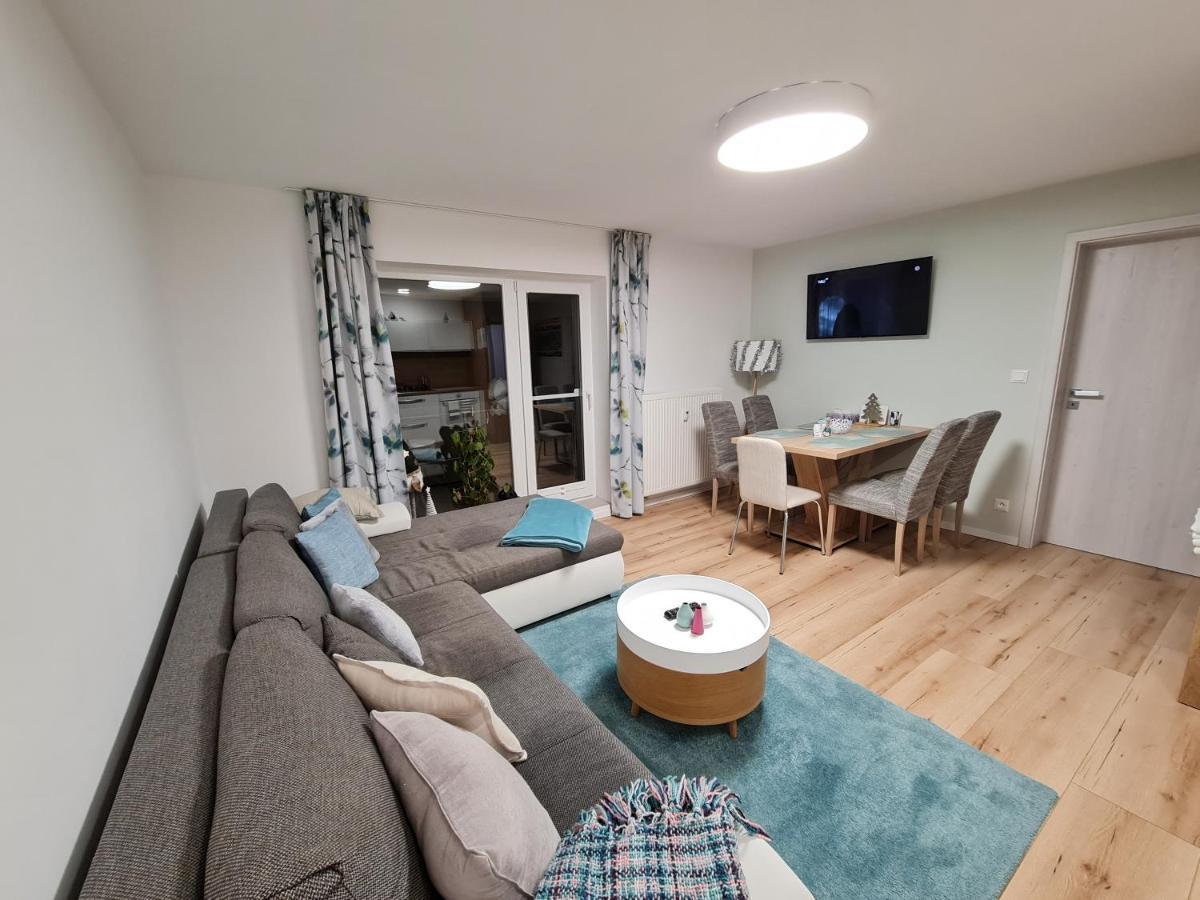 Apartmany Ema A Peter เทรโควา ภายนอก รูปภาพ