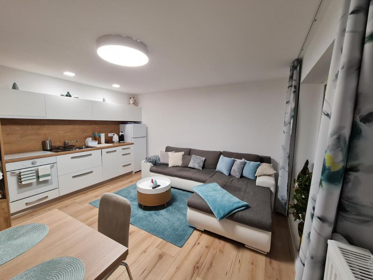 Apartmany Ema A Peter เทรโควา ภายนอก รูปภาพ